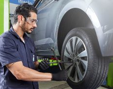 Bosch amplia oferta de serviços em parceria com fornecedora de pneus