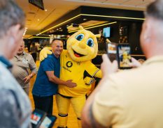 Em parceria com o Borussia Dortmund, Rheinmetall promove encontro para veteranos militares
