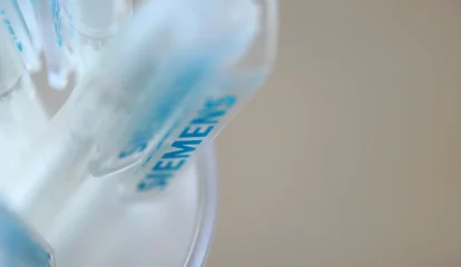 Siemens atinge recorde em pedidos e lucros no 3º trimestre e eleva projeção para 2026