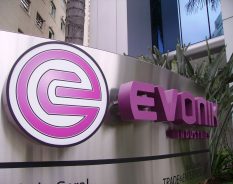 Evonik fortalece perfil de crédito com elevação de rating pela Moody’s