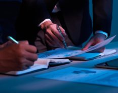 KfW Research: PMEs alemãs estão realinhando operações internacionais