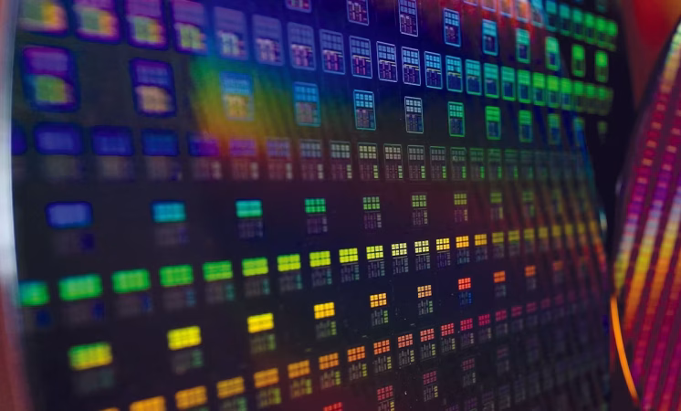 Siemens amplia uso de IA no desenvolvimento de semicondutores