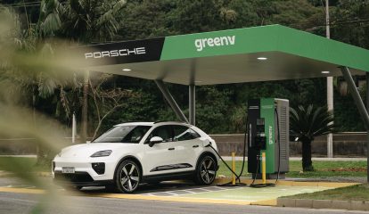 Porsche inaugura hub de recarga rápida e fortalece corredor elétrico no Brasil