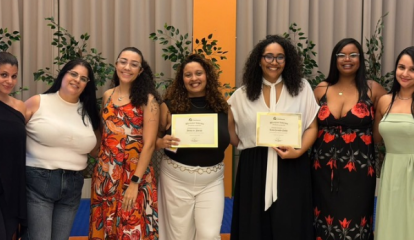 Educadoras da Aldeias Infantis SOS recebem homenagem por trabalho de apoio a famílias