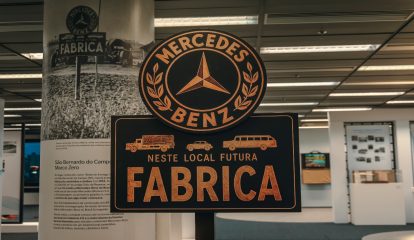 Mercedes-Benz transforma 70 anos de história em exposição permanente no Brasil