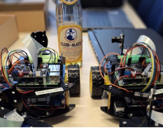 Hackathon da KOSTAL desafia estudantes em prova de programação e robótica