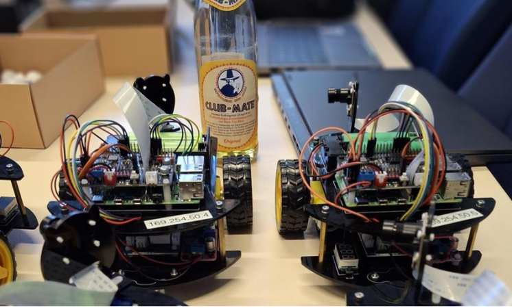 Hackathon da KOSTAL desafia estudantes em prova de programação e robótica