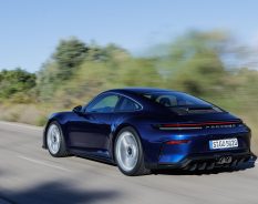 Porsche reforça estratégia de valor em meio a cenário desafiador