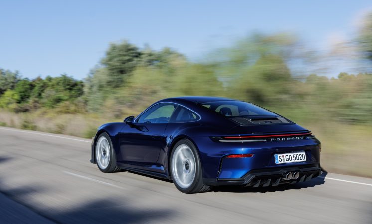 Porsche reforça estratégia de valor em meio a cenário desafiador
